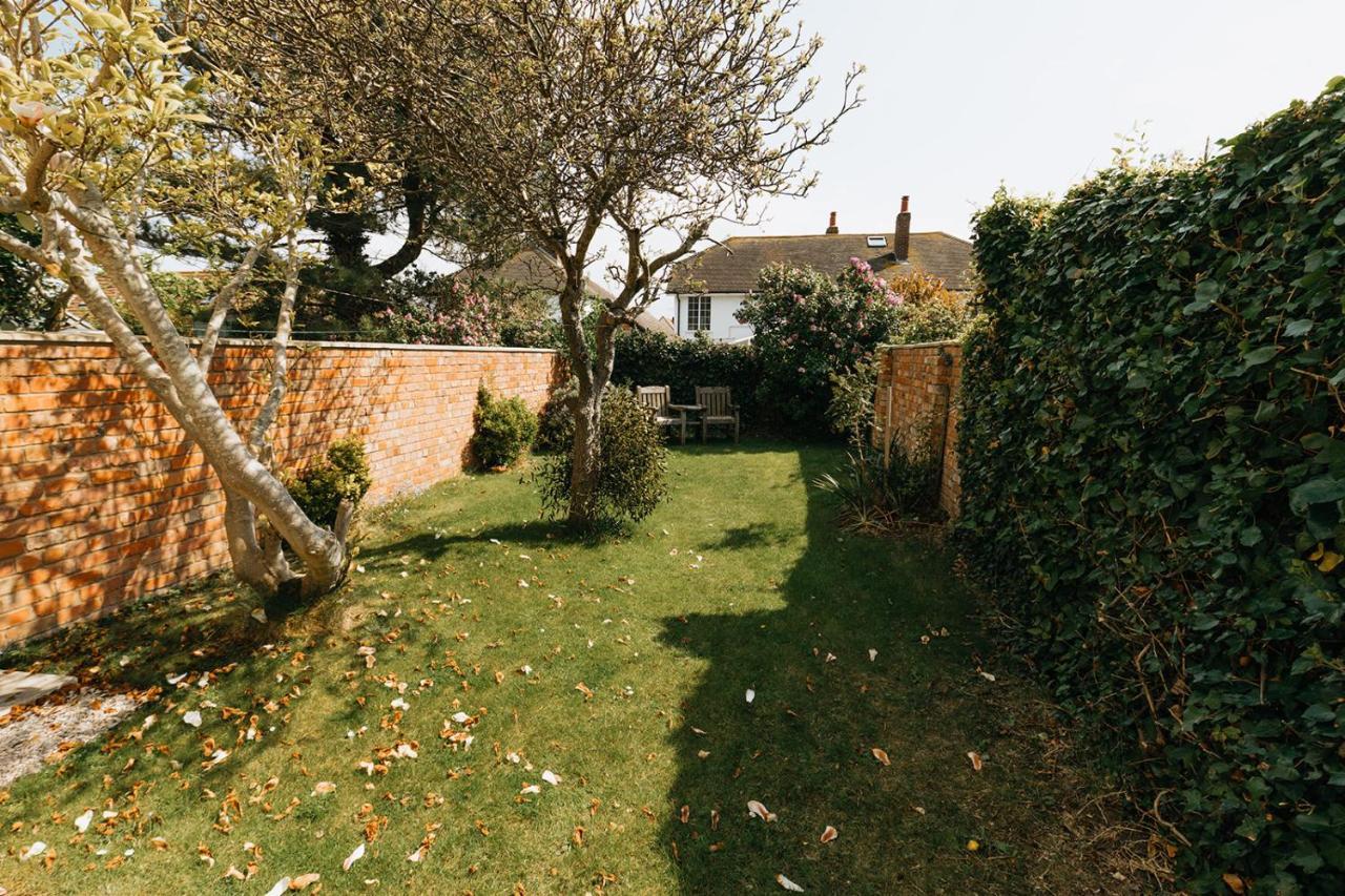 Willow Cottage - Cost 3 Bed Cottage In Penrhyn Bay With Sea Views With Access To Snowdonia Rhos-on-Sea Exterior photo