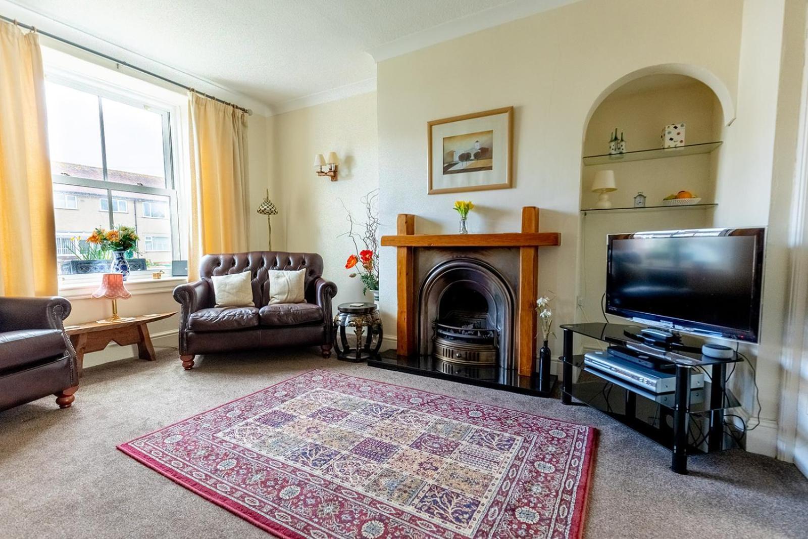 Willow Cottage - Cost 3 Bed Cottage In Penrhyn Bay With Sea Views With Access To Snowdonia Rhos-on-Sea Exterior photo
